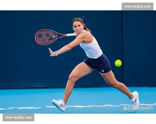 网球赛场风云再起顶尖选手激烈对决精彩瞬间